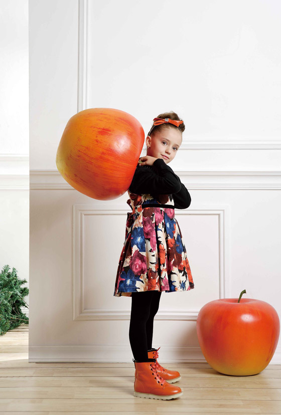 鉛筆俱樂(lè)部黑色系童裝