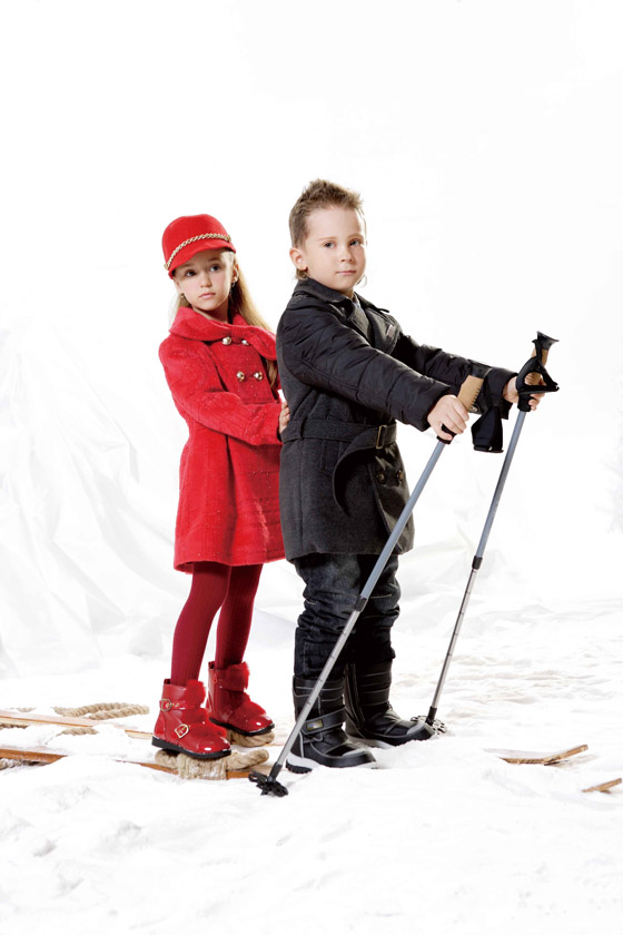 鉛筆俱樂部時(shí)尚風(fēng)衣系童裝