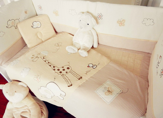 喜樂(lè)寶淺黃床品套件