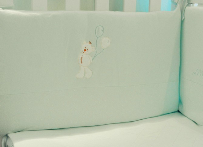 喜樂寶淺綠床圍