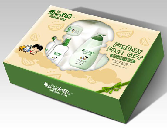 西瓜太郎嬰兒洗護(hù)用品愛心禮盒套裝