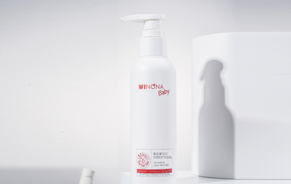 薇諾娜寶貝倍潤(rùn)防護(hù)沐浴乳.jpg 薇諾娜寶貝倍潤(rùn)防護(hù)沐浴乳.jpg